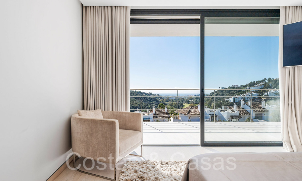 Modernistische luxevilla te koop in een gated urbanisatie in La Quinta, Marbella - Benahavis 65718