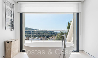 Modernistische luxevilla te koop in een gated urbanisatie in La Quinta, Marbella - Benahavis 65722 