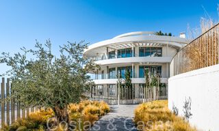 Exclusief innovatief penthouse met panoramisch uitzicht op zee, golf en bergen te koop in Benahavis - Marbella 65881 