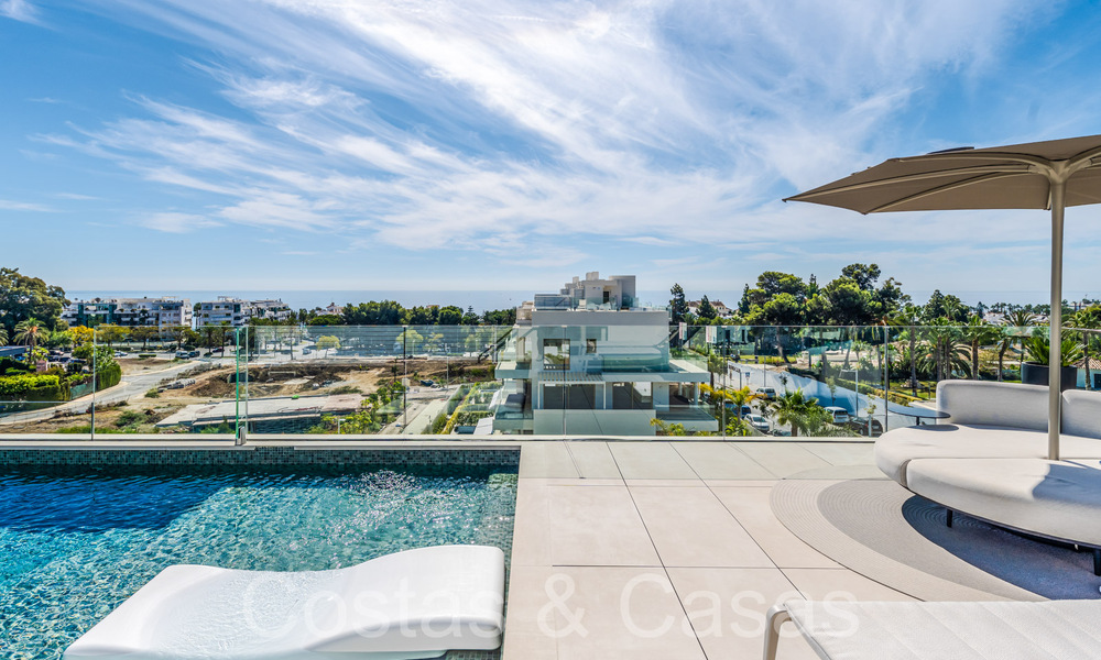 Ultra luxueus penthouse met eigen zwembad te koop in het centrum van Marbella’s Golden Mile 66156