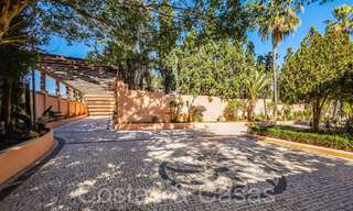 Andalusische villa direct aan het strand te koop, op de New Golden Mile tussen Marbella en Estepona 66307 