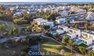Instapklare, moderne luxevilla te koop grenzend aan de golfbaan op de New Golden Mile, Marbella - Estepona 66428 