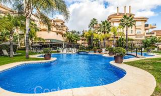 Prachtig dubbel penthouse met zeezicht te koop in een 5-sterren complex in Nueva Andalucia, Marbella 66660 
