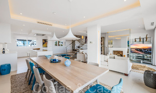 Prachtig dubbel penthouse met zeezicht te koop in een 5-sterren complex in Nueva Andalucia, Marbella 66663 
