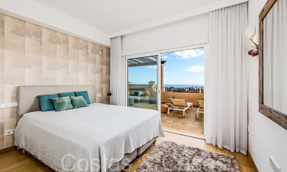 Prachtig dubbel penthouse met zeezicht te koop in een 5-sterren complex in Nueva Andalucia, Marbella 66677