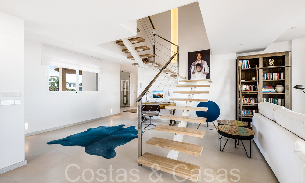 Prachtig dubbel penthouse met zeezicht te koop in een 5-sterren complex in Nueva Andalucia, Marbella 66680