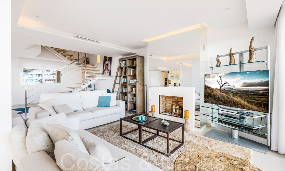 Prachtig dubbel penthouse met zeezicht te koop in een 5-sterren complex in Nueva Andalucia, Marbella 66682