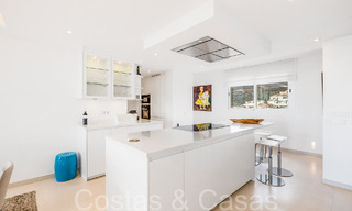 Prachtig dubbel penthouse met zeezicht te koop in een 5-sterren complex in Nueva Andalucia, Marbella 66683 