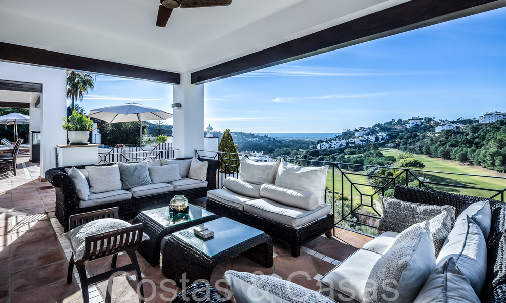 Mediterrane luxevilla te koop met golf- en zeezicht in een gated urbanisatie in La Quinta, Marbella - Benahavis 66707