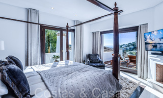 Mediterrane luxevilla te koop met golf- en zeezicht in een gated urbanisatie in La Quinta, Marbella - Benahavis 66714 