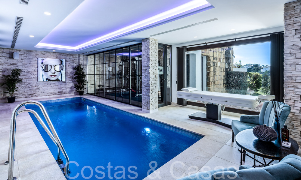 Mediterrane luxevilla te koop met golf- en zeezicht in een gated urbanisatie in La Quinta, Marbella - Benahavis 66726