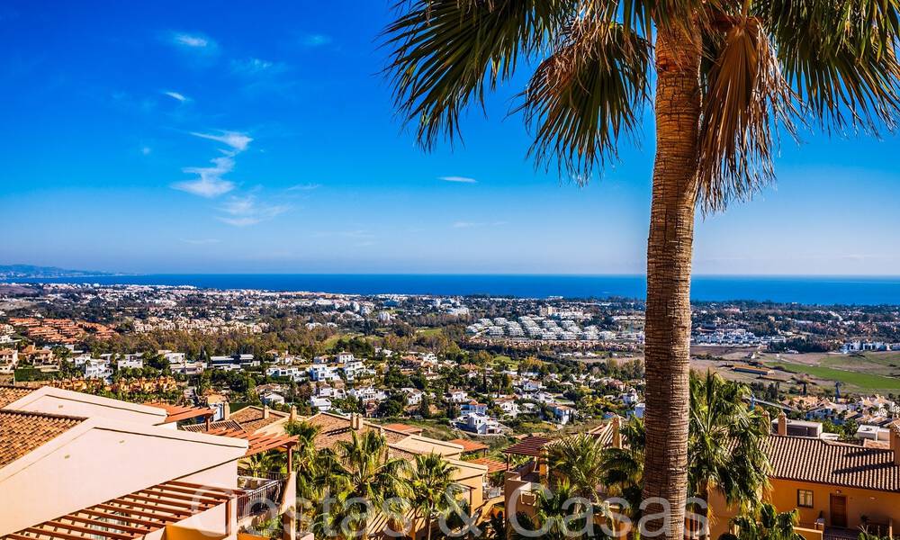Instapklaar, luxe penthouse met panoramische zichten op golf, zee en bergen te koop in Benahavis - Marbella 66948