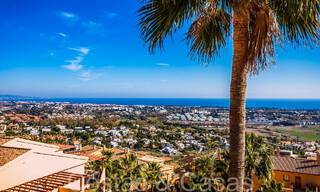 Instapklaar, luxe penthouse met panoramische zichten op golf, zee en bergen te koop in Benahavis - Marbella 66948 