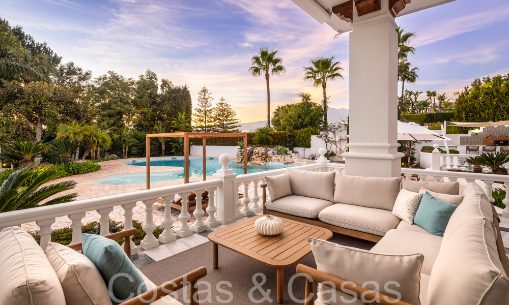 Paleiselijke villa met Moors-Andalusische bouwstijl te koop, omringd door golfbanen in Nueva Andalucia’s golfvallei, Marbella 67084