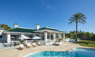 Paleiselijke villa met Moors-Andalusische bouwstijl te koop, omringd door golfbanen in Nueva Andalucia’s golfvallei, Marbella 67113 