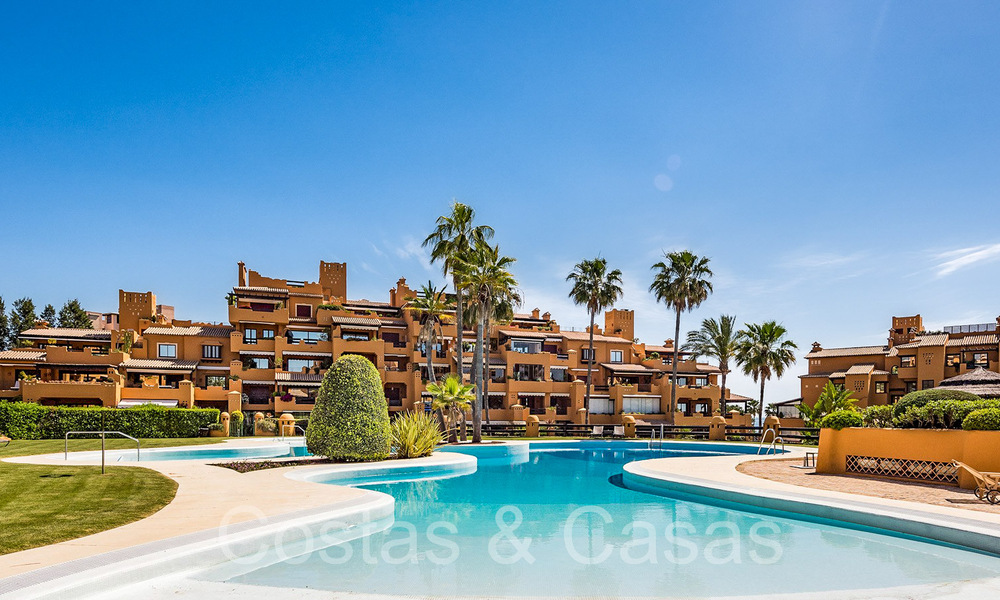 Luxueus gerenoveerd appartement te koop i/e strandcomplex aan zee, met zeezicht, o/d New Golden Mile, Marbella - Estepona 67307