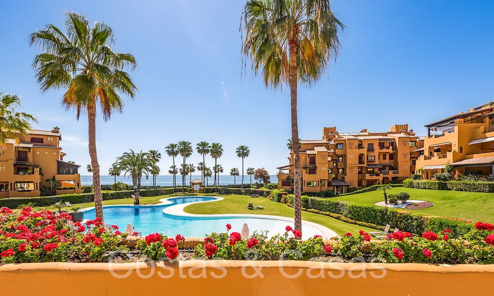 Luxueus gerenoveerd appartement te koop i/e strandcomplex aan zee, met zeezicht, o/d New Golden Mile, Marbella - Estepona 67308