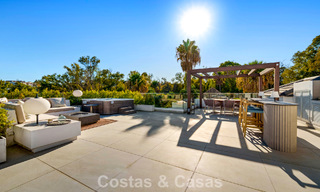 Modernistische luxevilla te koop in een exclusieve, afgeschermde woonwijk op de Golden Mile van Marbella 787672 