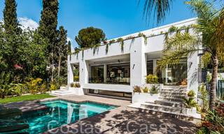 Luxueuze eco-vriendelijke villa te koop in een begeerde urbanisatie op de Golden Mile van Marbella 67808 
