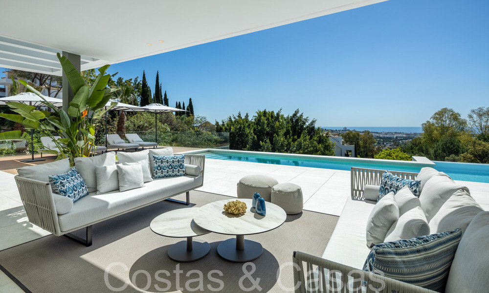 Instapklare, moderne luxevilla met onbelemmerd zeezicht te koop, gelegen in La Quinta, Marbella - Benahavis 67769