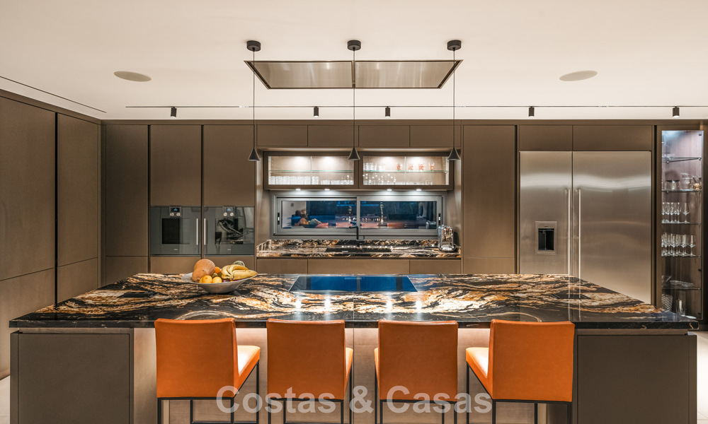 Ruime, modernistische luxevilla te koop met uitzicht op de golfbaan in Benahavis - Marbella 792532