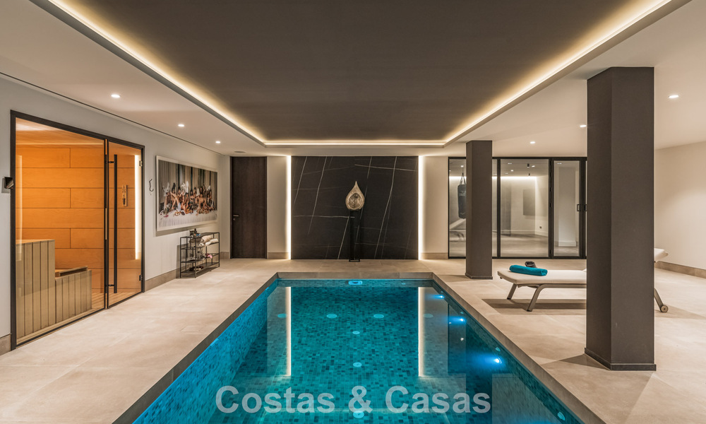 Ruime, modernistische luxevilla te koop met uitzicht op de golfbaan in Benahavis - Marbella 792538