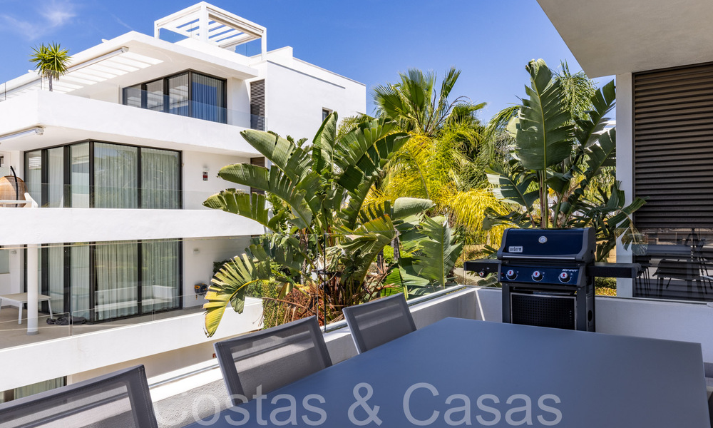 Instapklaar, modern, design appartement te koop nabij de golfbaan in de gouden driehoek van Marbella - Benahavis - Estepona 68770