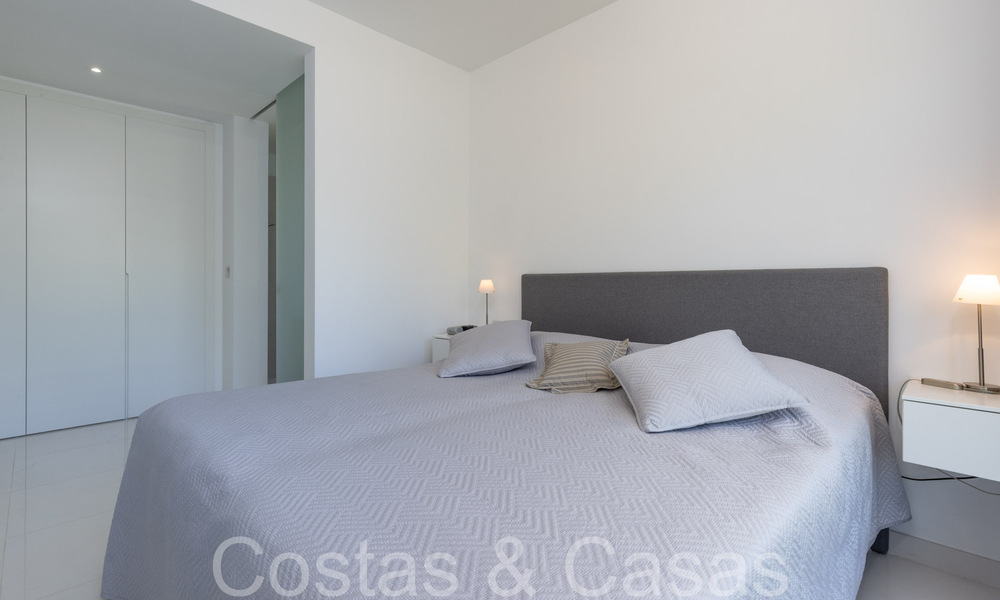Instapklaar, modern, design appartement te koop nabij de golfbaan in de gouden driehoek van Marbella - Benahavis - Estepona 68782