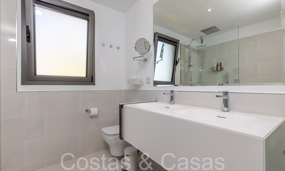 Instapklaar, modern, design appartement te koop nabij de golfbaan in de gouden driehoek van Marbella - Benahavis - Estepona 68786