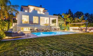 Prachtige gerenoveerde villa in eigentijdse mediterrane stijl te koop, grenzend aan de golfbaan in Benahavis - Marbella 69140 