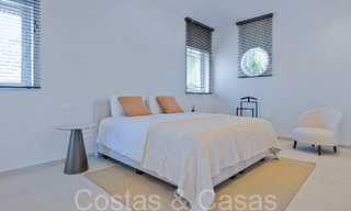 Prachtige gerenoveerde villa in eigentijdse mediterrane stijl te koop, grenzend aan de golfbaan in Benahavis - Marbella 69156 