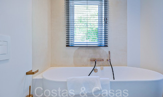 Prachtige gerenoveerde villa in eigentijdse mediterrane stijl te koop, grenzend aan de golfbaan in Benahavis - Marbella 69181 