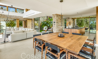 Architectonisch meesterwerk te koop, op wandelafstand van Puerto Banus en het strand in Nueva Andalucia, Marbella 69427 