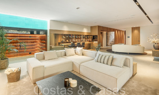 Architectonisch meesterwerk te koop, op wandelafstand van Puerto Banus en het strand in Nueva Andalucia, Marbella 69439 