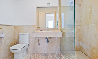 Charmant rijhuis te koop in een gated urbanisatie in de heuvels van Marbella - Benahavis 69485 