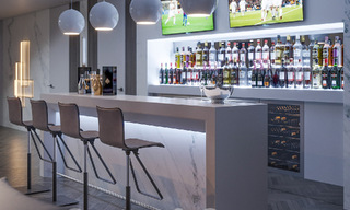 Majestueuze, klassiek-Andalusische luxevilla te koop in het exclusieve Cascada de Camojan in Marbella 69492 