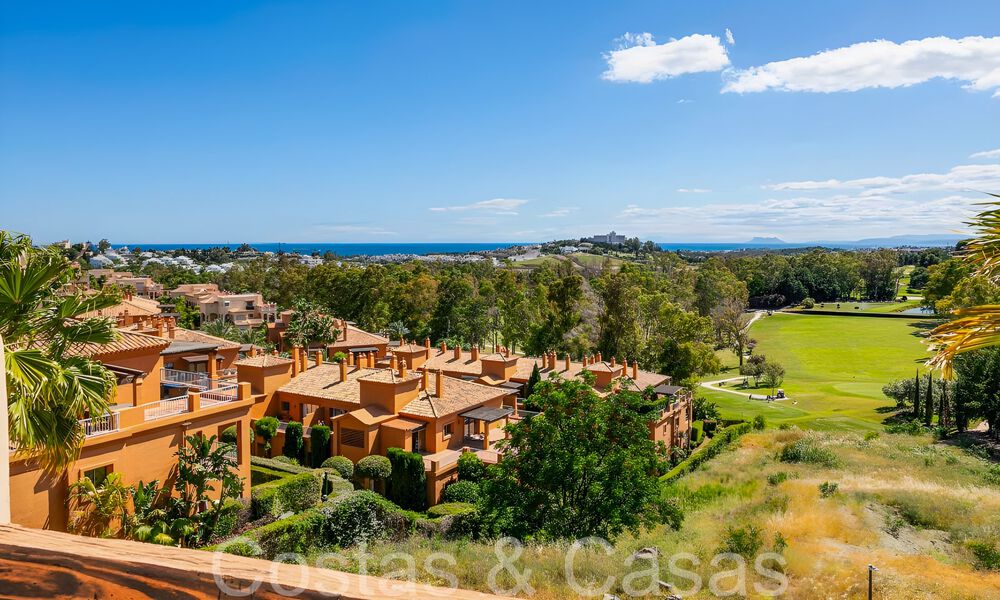 Instapklaar luxe penthouse met magnifiek uitzicht op de golfbaan en de Middellandse Zee te koop in Benahavis - Marbella 69613