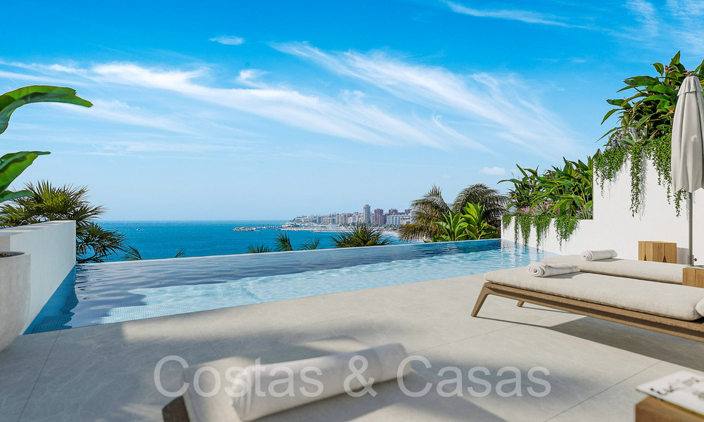 Opportuniteit! Moderne innovatieve rijhuizen met privétuin en zeezicht te koop in Fuengirola, Costa del Sol 70177