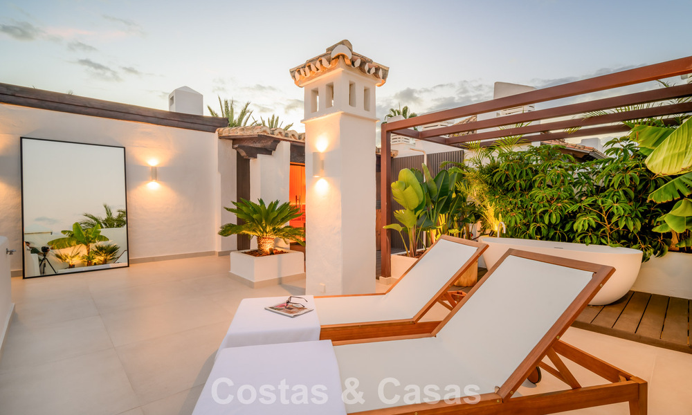 Luxe penthouse te koop in een hoogstaand strandcomplex op wandelafstand van Estepona centrum 774280