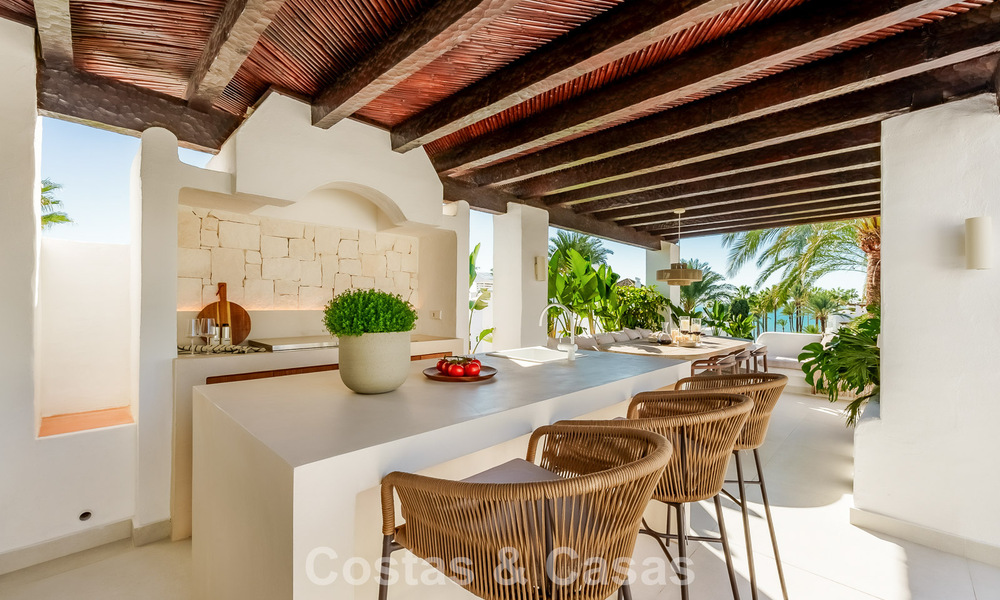 Luxe penthouse te koop in een hoogstaand strandcomplex op wandelafstand van Estepona centrum 774285