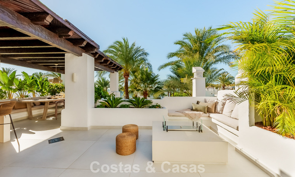 Luxe penthouse te koop in een hoogstaand strandcomplex op wandelafstand van Estepona centrum 774287