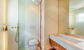 Luxe penthouse te koop in een hoogstaand strandcomplex op wandelafstand van Estepona centrum 774292 