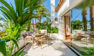 Luxe penthouse te koop in een hoogstaand strandcomplex op wandelafstand van Estepona centrum 774296 