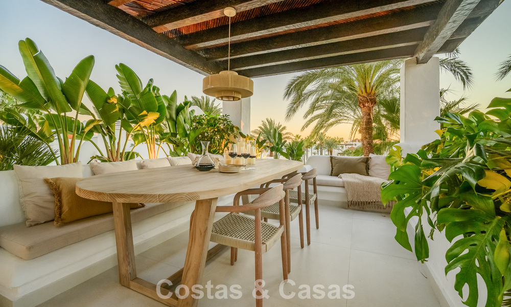 Luxe penthouse te koop in een hoogstaand strandcomplex op wandelafstand van Estepona centrum 774308