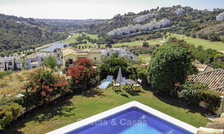 Luxe villa te koop in een gated golf resort Marbella - Benahavis 14090 