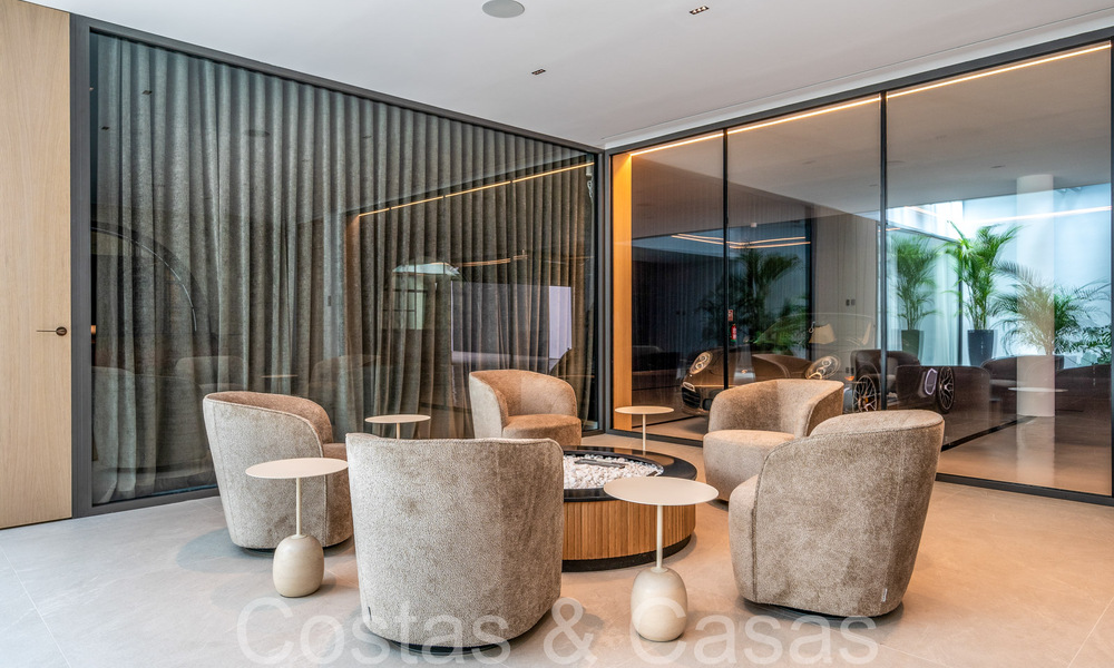 Gesofisticeerde designervilla te koop nabij het strand in het hart van Marbella’s Golden Mile 72038