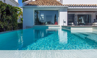 Huizen te koop in een beveiligde urbanisatie, omgeven door de Aloha golfbaan in Nueva Andalucia, Marbella 805064 