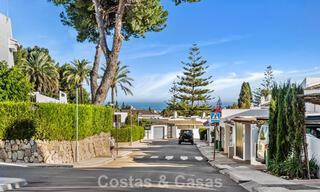 Huizen te koop in een beveiligde urbanisatie, omgeven door de Aloha golfbaan in Nueva Andalucia, Marbella 805068 