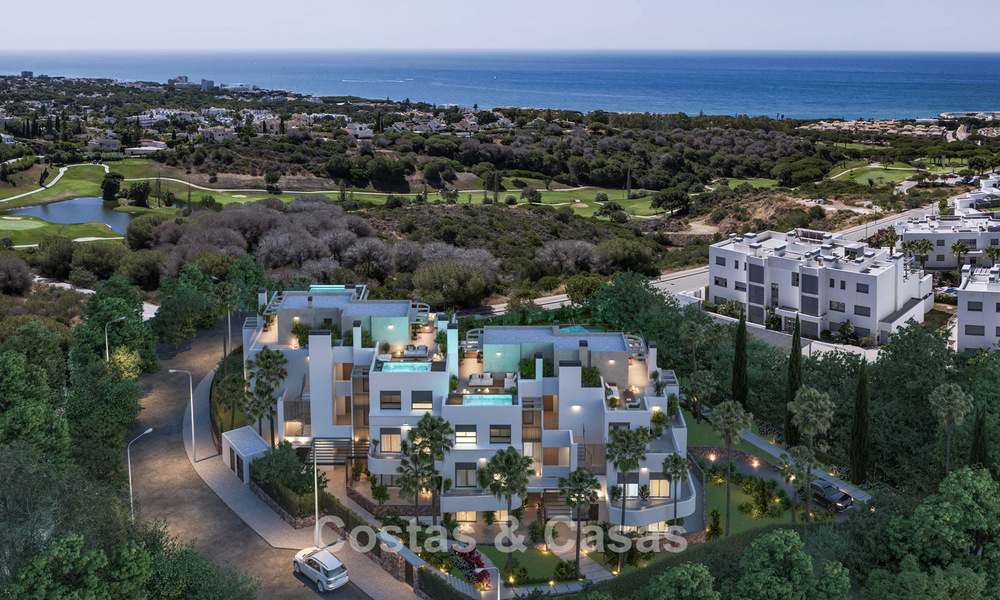 Geavanceerde nieuwbouwappartementen met panoramisch zeezicht te koop in Cabopino, Marbella 793016