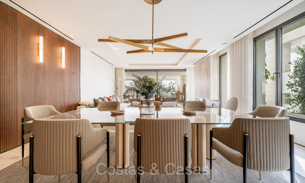 Instapklaar, prestigieus duplex appartement te koop in een chique resort-stijl complex o/d Golden Mile van Marbella 73836